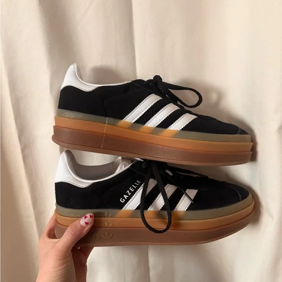 Adidas Gazelle Women's Black Sneakers - Picture 2 of 2